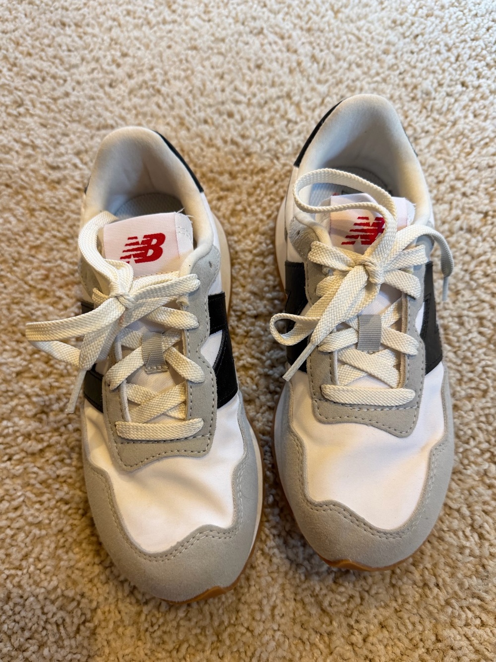 New Balance White, Black & Gray Casual Lace-Up Sneakers